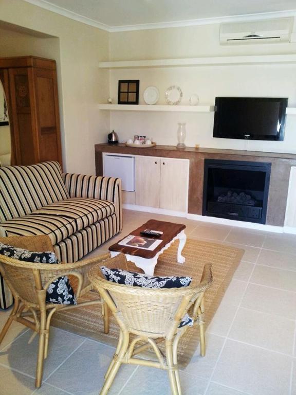 Oak Village B&B Στέλενμπος Δωμάτιο φωτογραφία