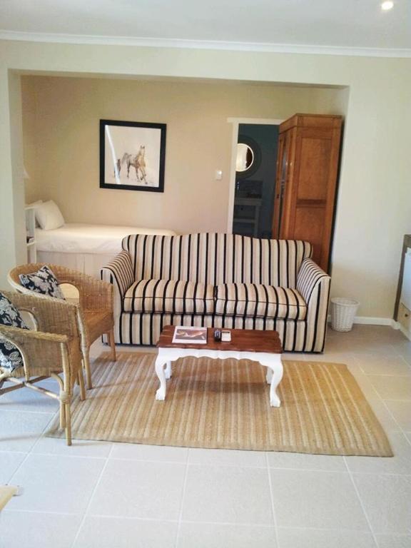 Oak Village B&B Στέλενμπος Δωμάτιο φωτογραφία