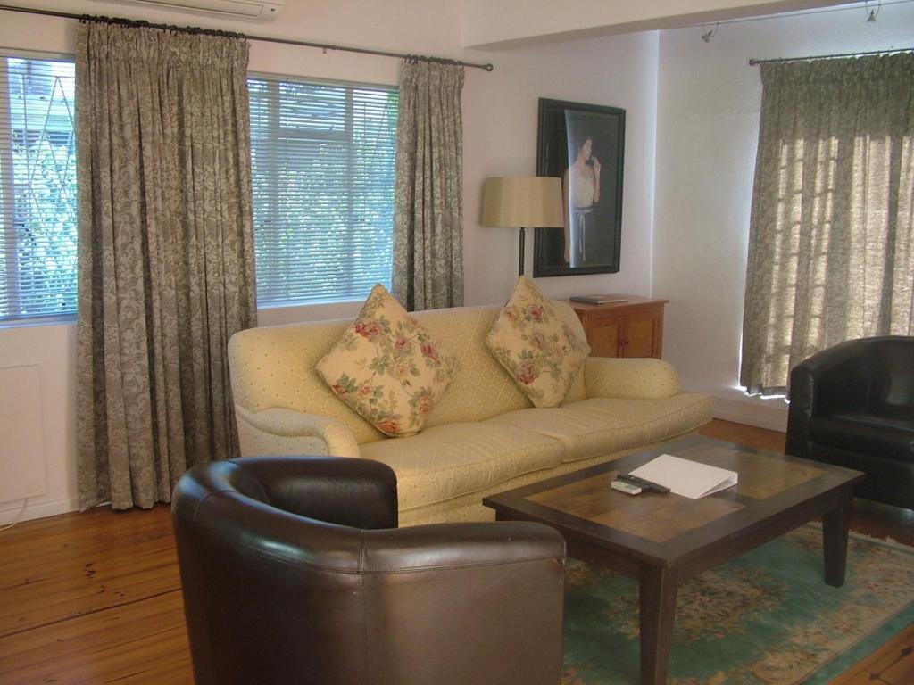 Oak Village B&B Στέλενμπος Δωμάτιο φωτογραφία