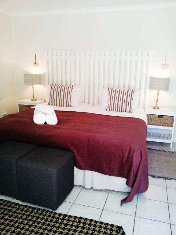 Oak Village B&B Στέλενμπος Δωμάτιο φωτογραφία